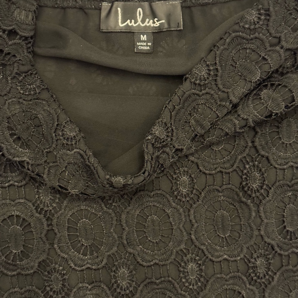 Lulu's Black Laced Off The Shoulder Blouse Size Med Excellent-Condition - Picture 6 of 8